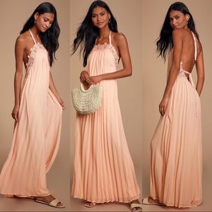 Lulu's Encinitas Peach Lace Pleated Halter Dress